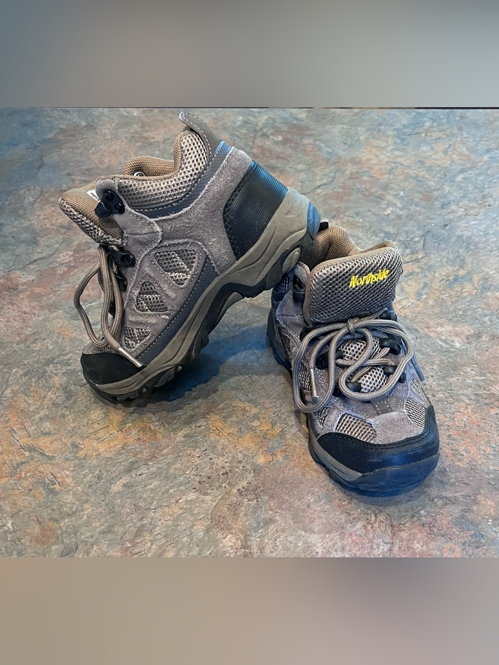 Northside Kids Gray and Black Trail Boots Size 12